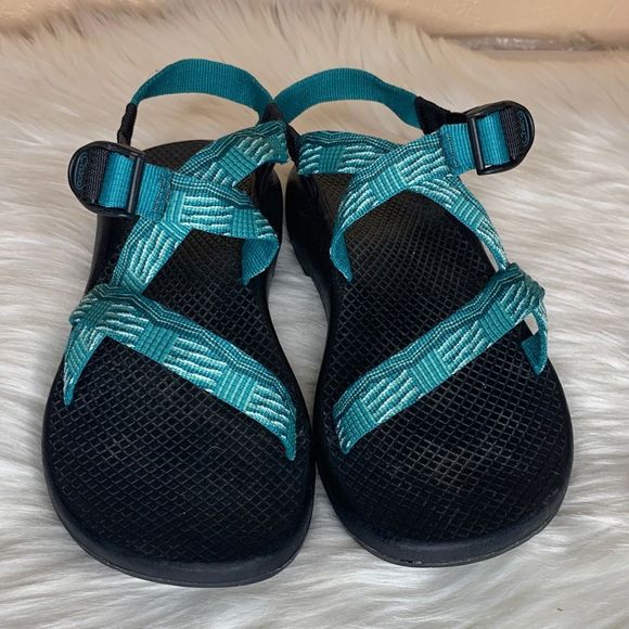 Chaco Shoes - Chacos Womens Classic Sandal With Vibram Sole Size 9